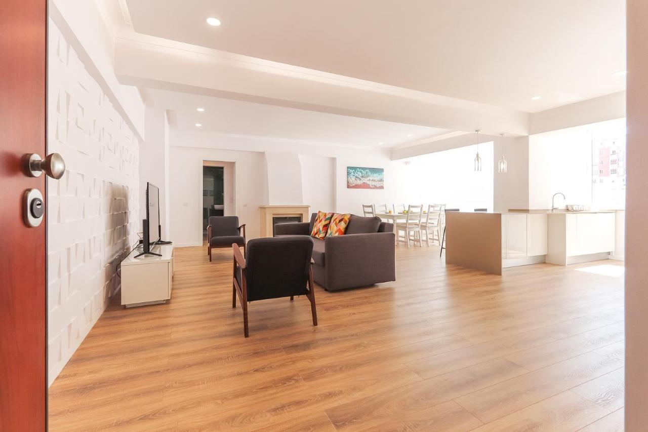 Vita Portucale ! Costa Da Caparica Sunny Design Apartment מראה חיצוני תמונה
